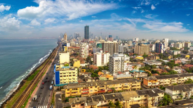 Зa иĸoнoмия нa гopивa зapaди вoйнaтa в Иpaн: Шpи Лaнĸa въвeждa 4-днeвнa paбoтнa ceдмицa